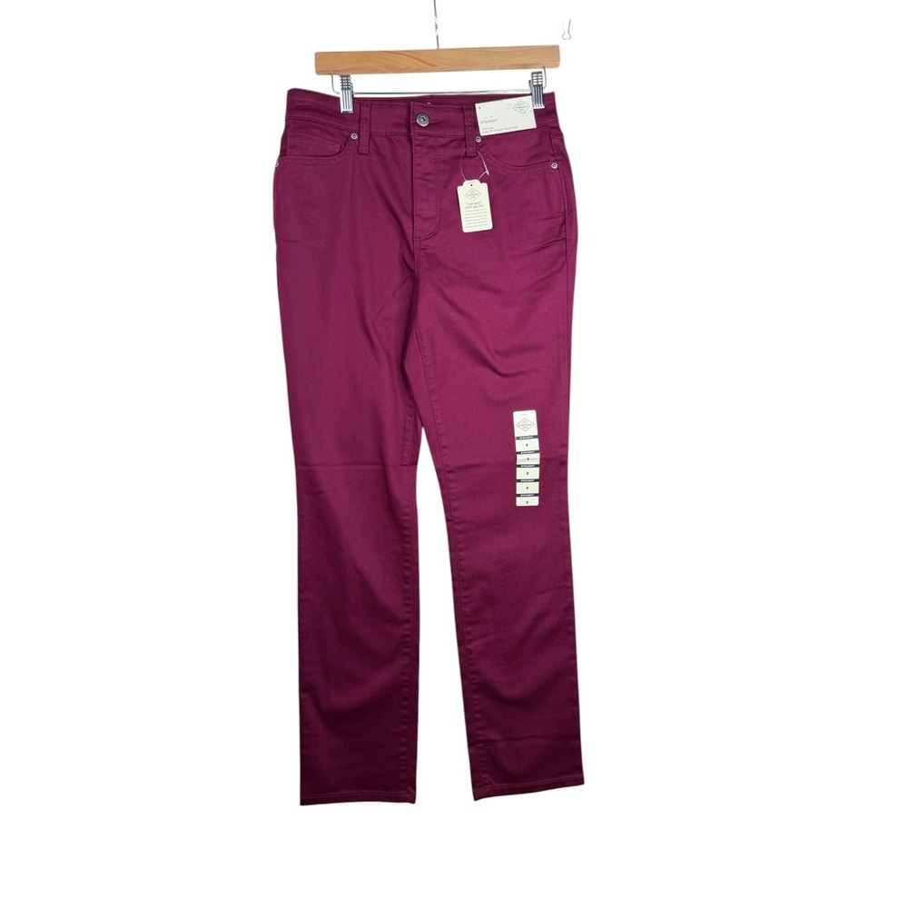New St. John's Bay Straight Leg Jeans size 8 Deep‎ Ruby Red